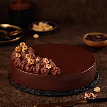 Hazelnut Chocolate Truffle Cake (Eggless)