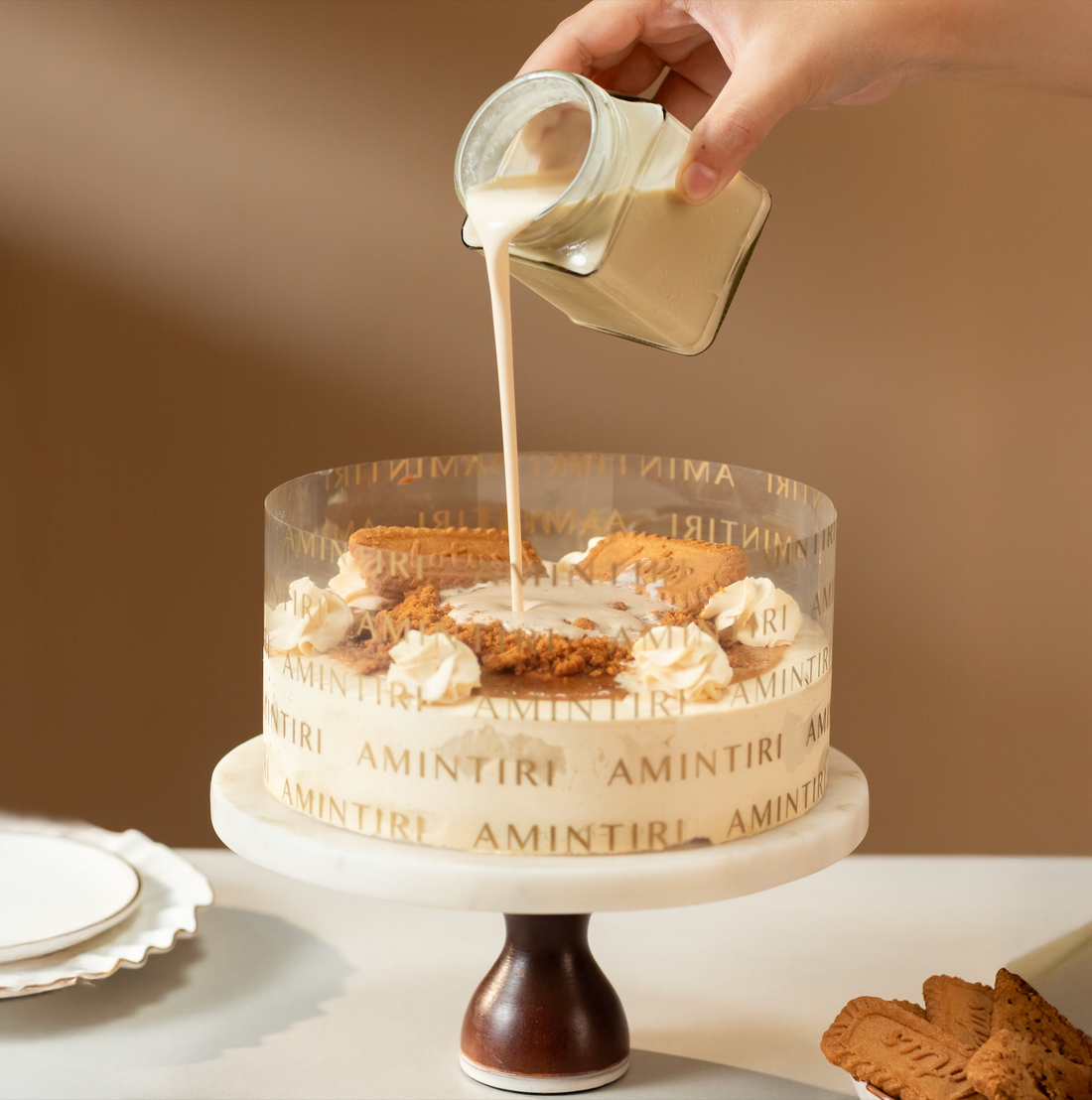 Lotus Biscoff Pull Up Cake
